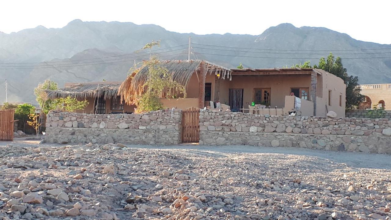 Think Love On Red Sea Nuweiba Exterior photo